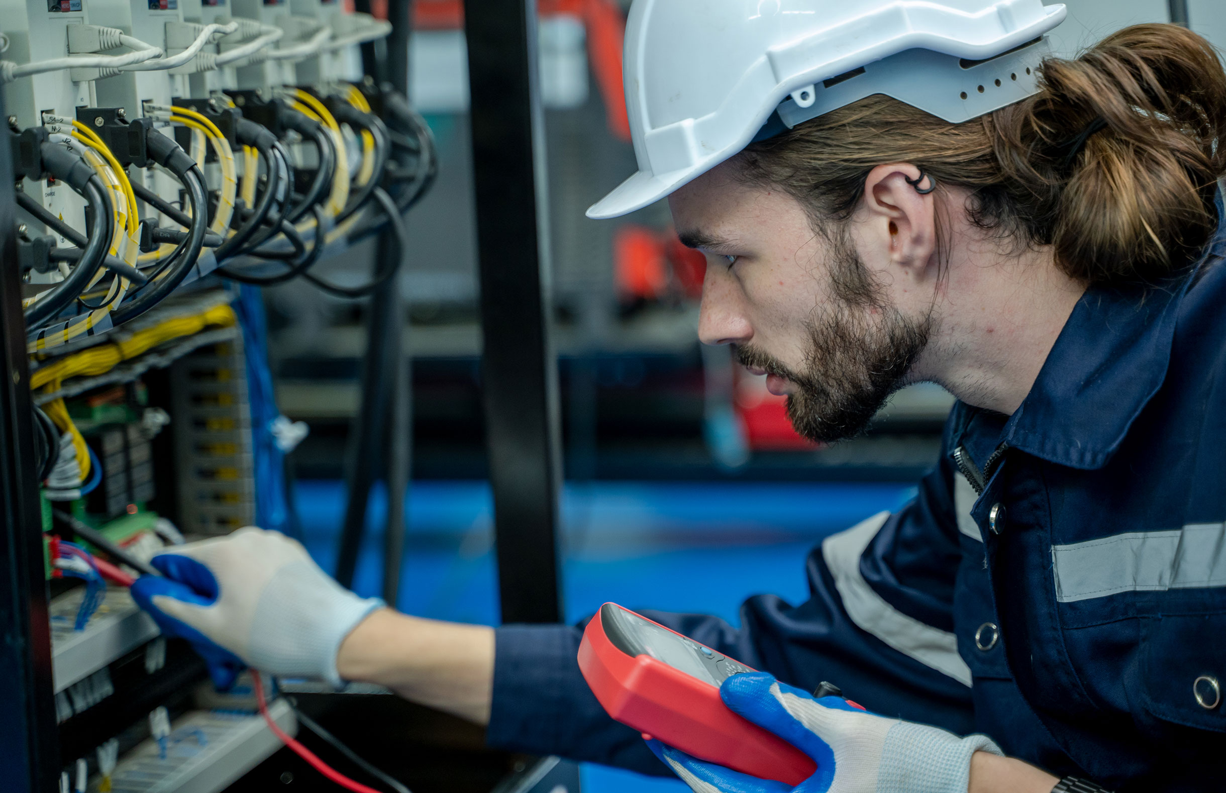 Experienced electrical and automation engineers delivering industrial power solutions in UAE