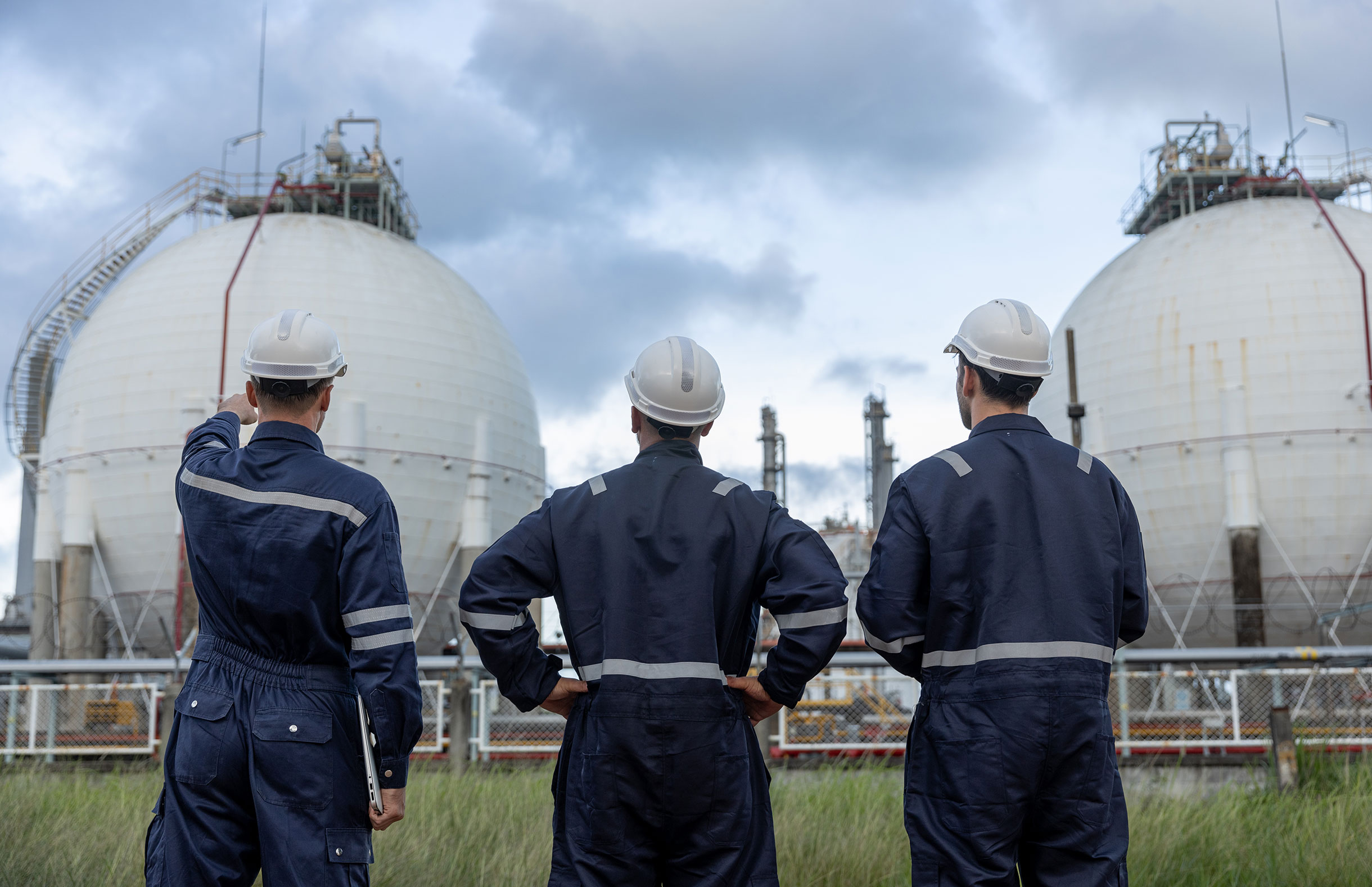 Electrical and automation support services for oil and gas facilities in UAE