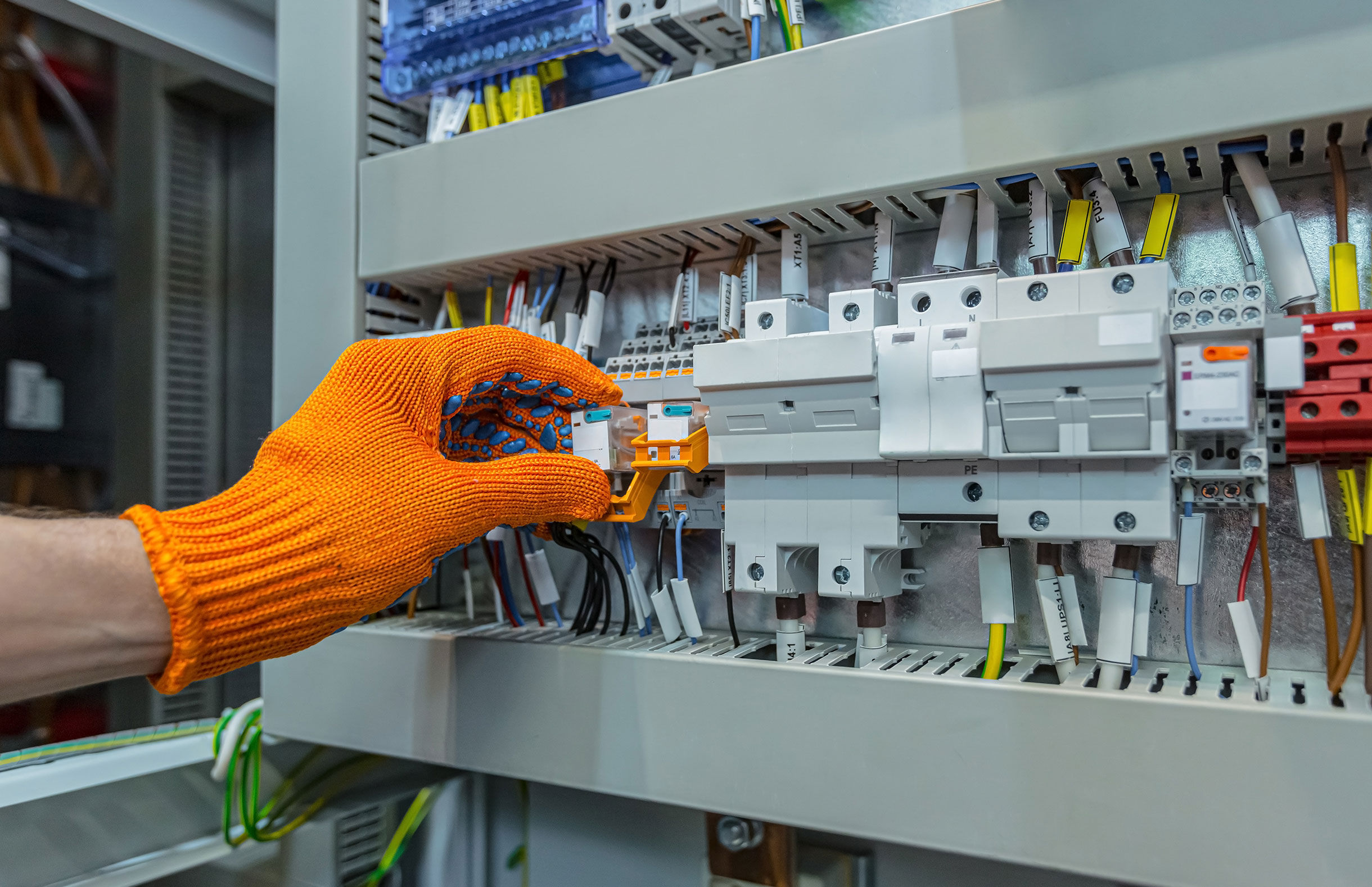 Preventive and breakdown electrical maintenance services with emergency support in UAE